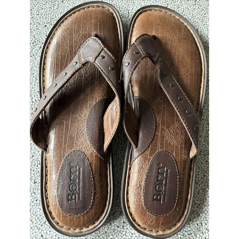 Born Shoes Women's Sz 10 EUR 42 Brown Leather Studded Thong Sandal Cushion W6249